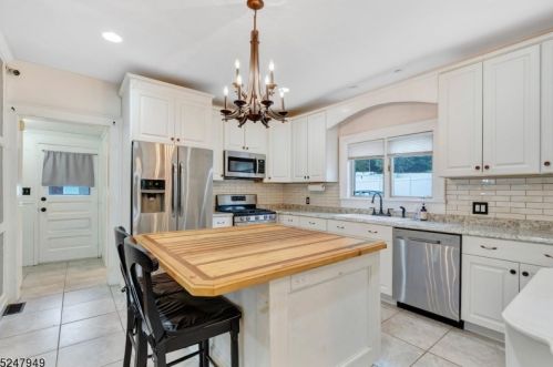 36 Main St, Hackettstown NJ  07840-1331 exterior