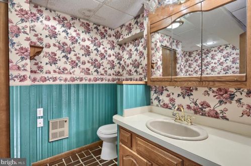 752 Nyes Rd, Hummelstown PA 17036-8688 exterior