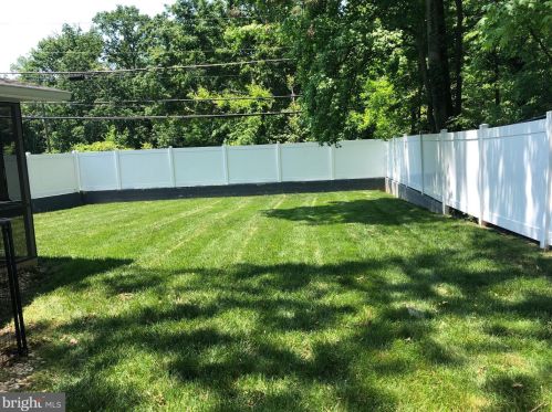 1228 Morningside Ln, Alexandria VA 22308-1042 exterior