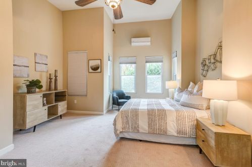 1434 F St, Washington DC 20002-4530 exterior