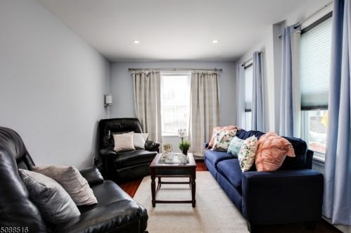 221 Myrtle Ave, Irvington NJ  07111-2657 exterior