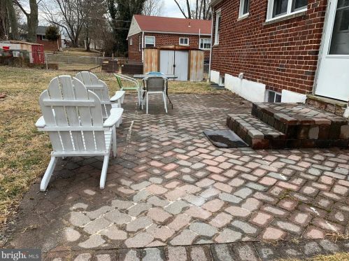 602 1st St, Rockville MD 20850-1567 exterior