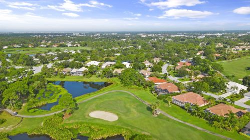 1292 Bent Pine Cv, Fort Pierce FL 34986-2102 exterior