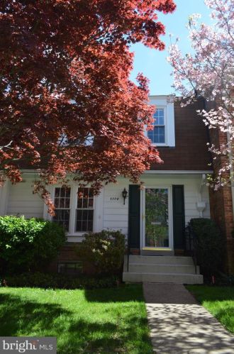 7008 Alicent Pl, Mc Lean VA  22101-4331 exterior