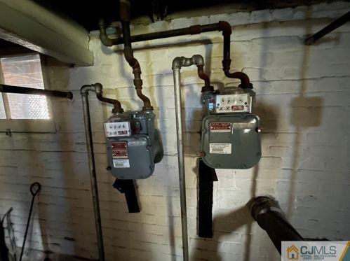 80 Plum St, New Brunswick NJ 08901-1828 exterior