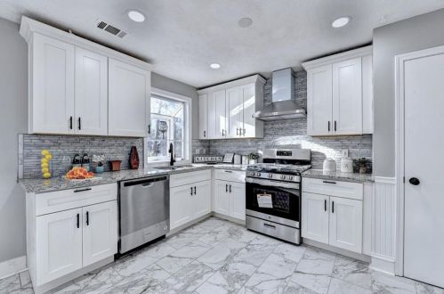 2007 Britt Dr, Lithonia GA 30078-2859 exterior