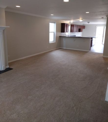 7714 Maryland Ave, Chicago, IL 60619-2913