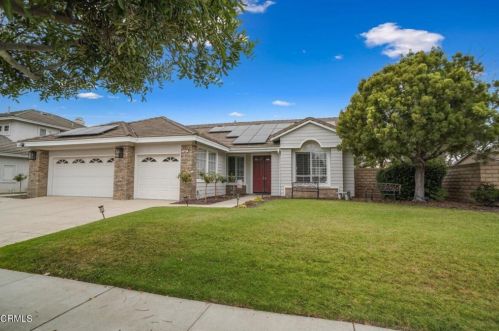 1641 Muirfield Dr, Oxnard CA  93036-7757 exterior