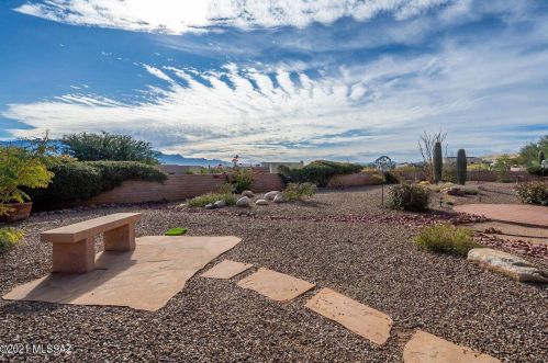 917 Placita Hermosura, Green Valley AZ 85614-4769 exterior