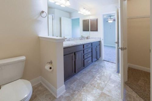 1666 Ocean Cv Ave, Fort Pierce FL 34953-2453 exterior