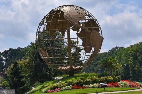 3618 Glen Eagles Dr, Silver Spring MD exterior