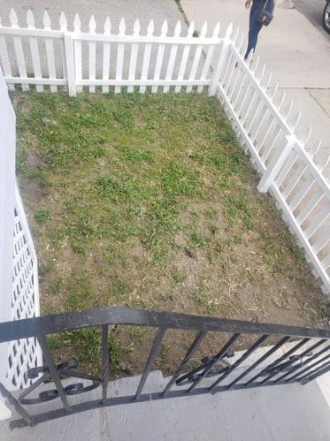 195 Dora St, Providence RI 02909-3015 exterior