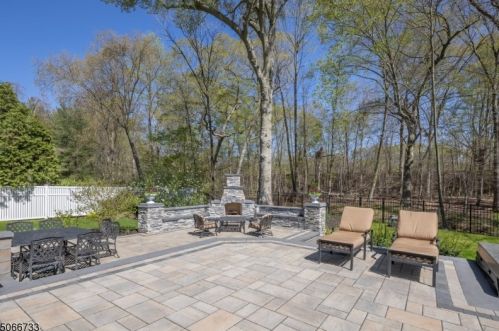 10 Applewood Ln, Morristown NJ 07960-5955 exterior