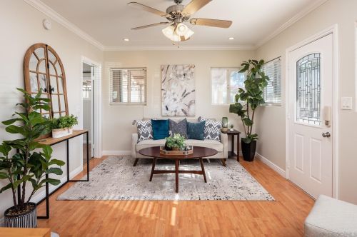 3828 Meade Ave, San Diego CA 92116-3818 exterior