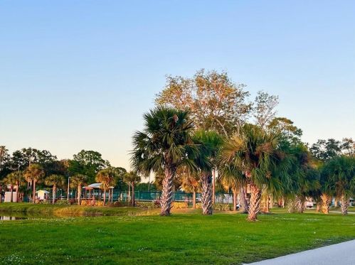 14442 Azucena Ct, Fort Pierce FL 34951-4327 exterior