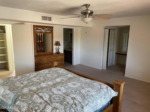 8224 33rd Ave, Phoenix AZ 85017-2303 exterior