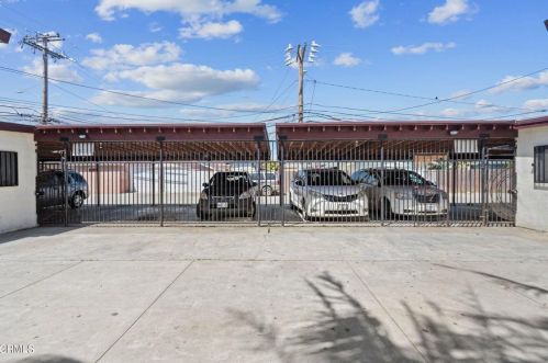 5441 Perkins Rd, Oxnard CA 93033-8833 exterior