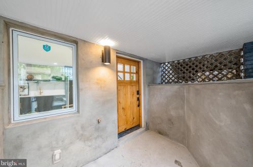 1108 4 St, Washington DC 20002-3410 exterior