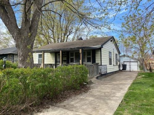 4912 10th Ave, Gary, IN 46403-3704