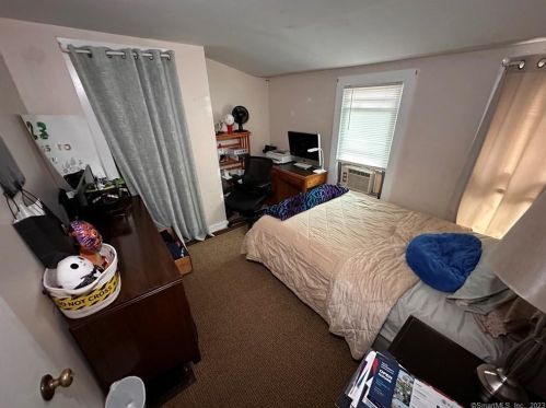 8 Burwell St, Norwalk CT 06854-4703 exterior