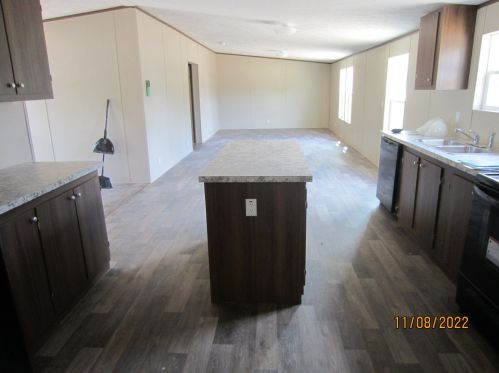 572 Shorey Dr, Defuniak Springs FL 32433-6814 exterior