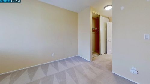 5333 Park Highlands Blvd, Concord CA 94521-3704 exterior