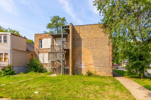 6203 Hermitage Ave, Chicago IL 60660-1103 exterior