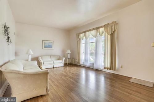 12400 Pretoria Dr, Silver Spring, MD 20904-1845