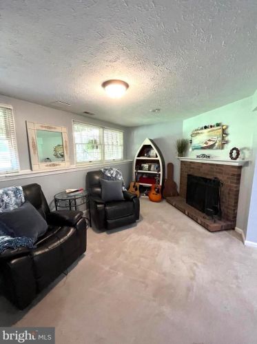 8124 Brightridge Ct, Ellicott MD 21043-6988 exterior