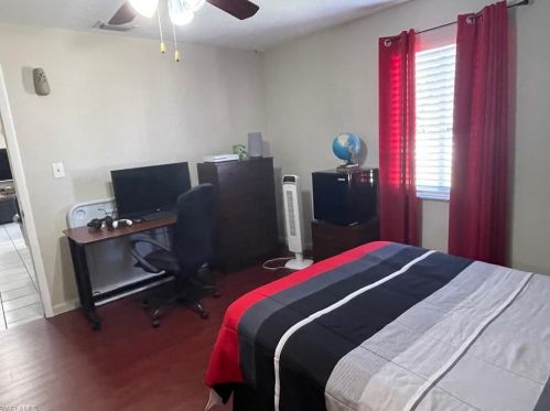 2310 51 Ter, Naples FL 34116-6928 exterior