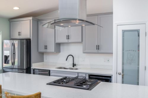 601 Shannon St, Chandler AZ 85226-6102 exterior