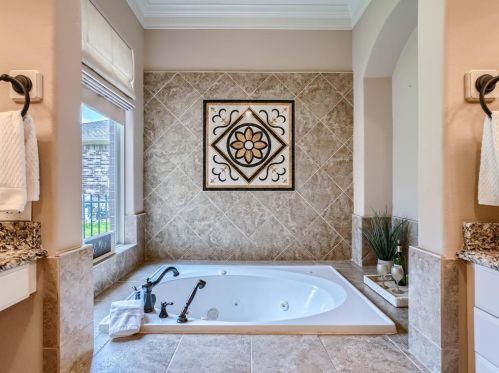 5051 Westchester Dr, Fulshear TX 77441-4426 exterior