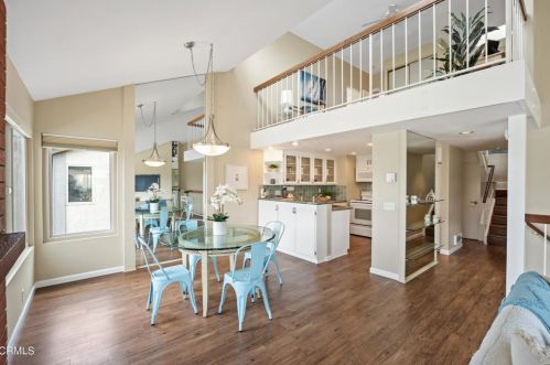 3604 Sunset Ln, Oxnard CA 93035-4130 exterior