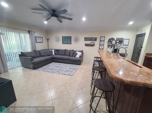 1970 Jamesport Dr, Fort Pierce FL  34953-4377 exterior