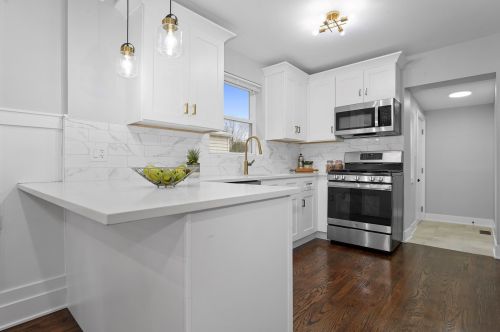 9740 Calumet Ave, Chicago IL 60616-2439 exterior