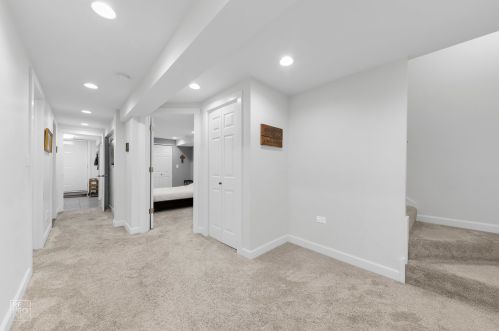 2505 Ainslie St, Chicago IL 60706-3457 exterior