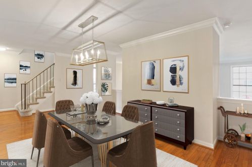 1454 Mclean Mews Ct, Mc Lean VA  22101-3824 exterior