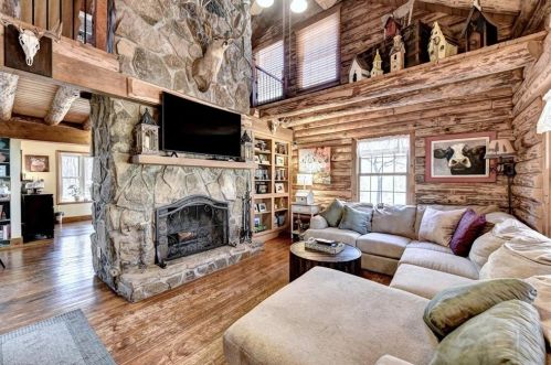 3122 Antioch Campground Rd, Gainesville GA 30506-1776 exterior