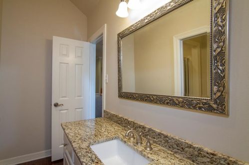 7203 Abrams Pl Ct, Dallas TX 75231 exterior