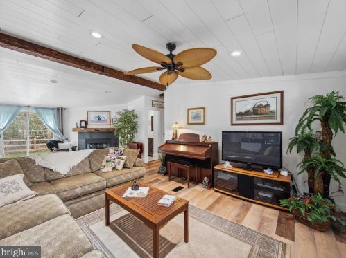 32878 Holly Pne Dr, Lewes DE 19958-4446 exterior