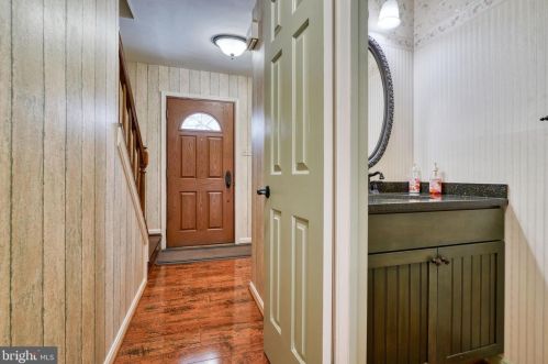 1609 Mithering Ln, Silver Spring MD 20905-7045 exterior