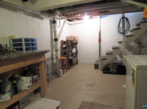 1511 53rd Ave, Duluth MN 55807-2649 exterior