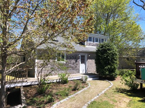 25 Locust Rd, Eastham, MA 02642-2458