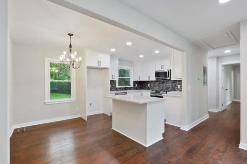 2846 Meadowview Dr, Atlanta GA  30316-4358 exterior