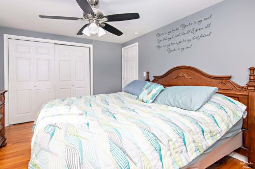 3115 Greenleaf Dr, Bull Valley IL exterior