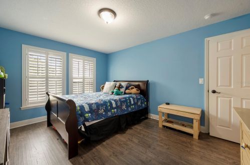 9624 Park Village Dr, Tampa FL  33626-5135 exterior