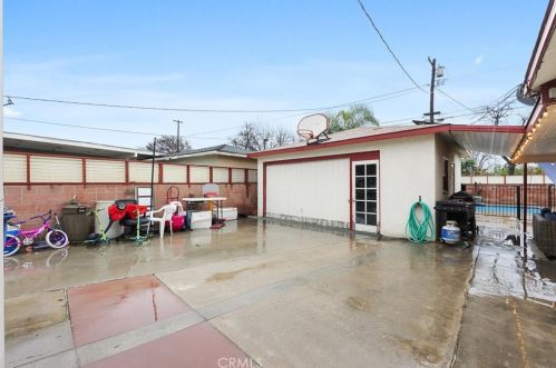 117 Loma Linda Dr, Bakersfield CA 93305-2926 exterior