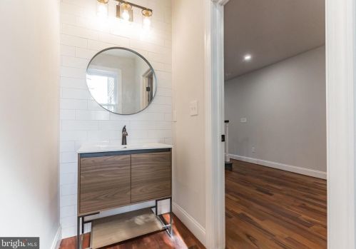 2431 Cedar St, Philadelphia PA 19134-4406 exterior