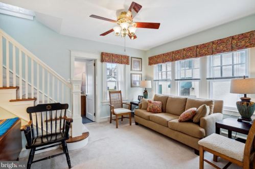 207 Front St, Media PA 19063-2710 exterior