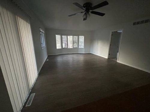 6059 Torrington Rd, Kalamazoo MI  49009-9170 exterior